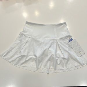 NWT Lululemon Lost In Pace Skirt T - Size 4 Tall